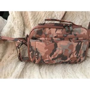 Lug camo pink scoop 2 like new